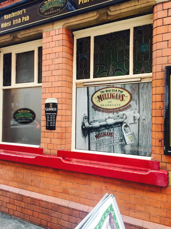 Mulligans Of Deansgate Hotel Manchester Buitenkant foto